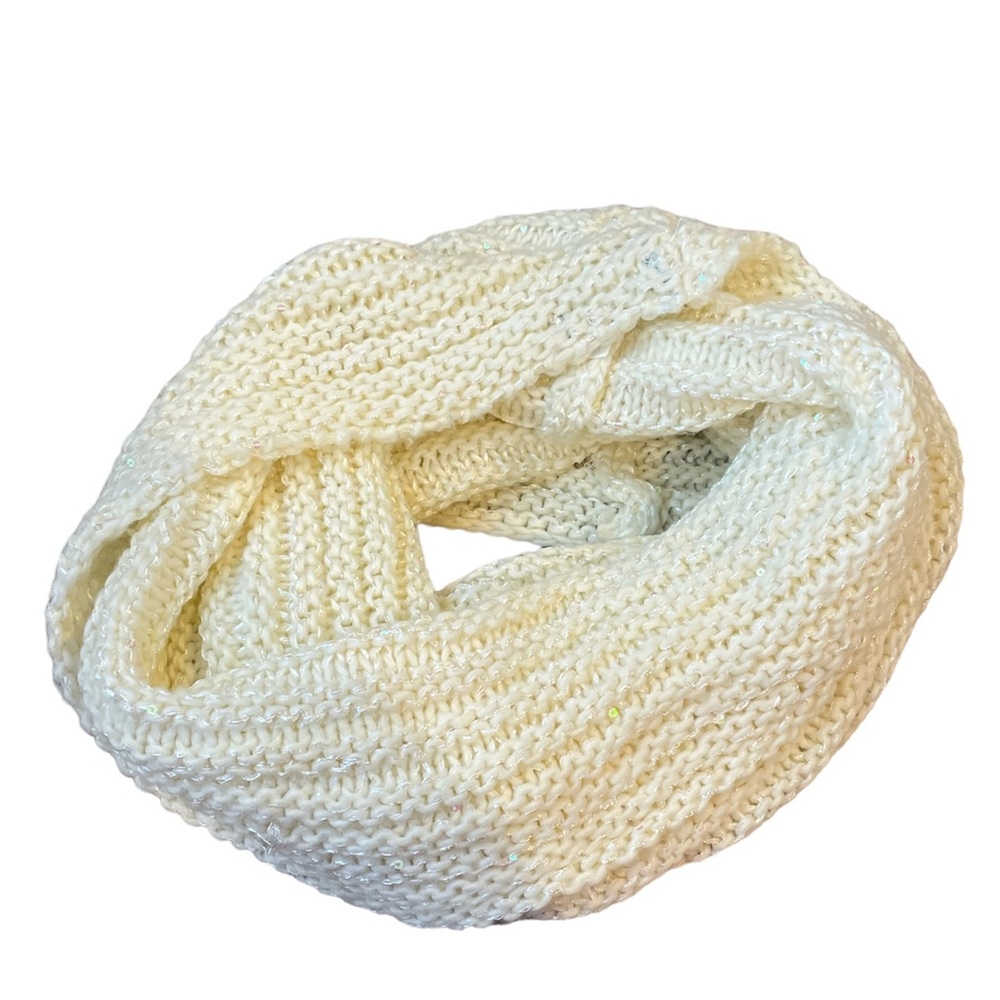 NWOT Maurices Cream Glittery Sparkle Winter Snow Knit Soft Cozy Infinity Scarf